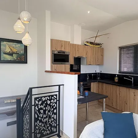 Maison 2 Personnes Sur Bn000-018 *